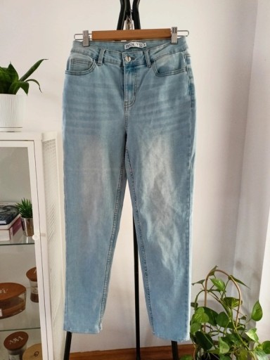 Zdjęcie oferty: Jeansy VRS Basic 36 S