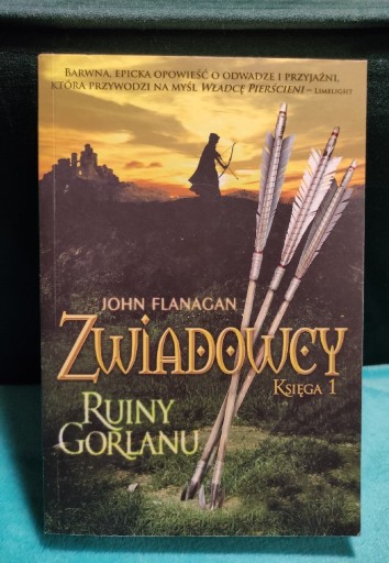 Zdjęcie oferty: Zwiadowcy księga 1 Ruiny Gorlanu John Flanagan