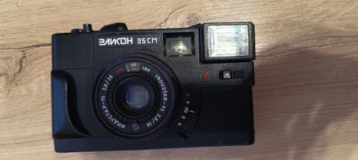 Zdjęcie oferty: Aparat fotograficzny Elikon 35cm kopia Konica C35