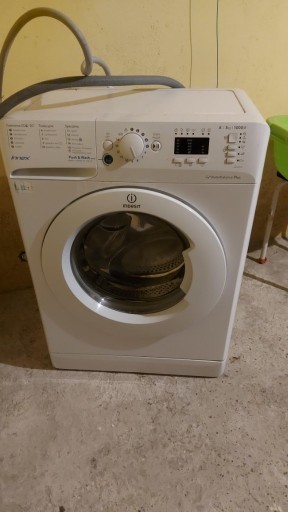 Zdjęcie oferty: Pralka -  uszkodzona, wąska, Indesit Innex 39cm