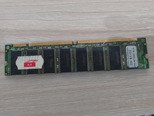 Zdjęcie oferty: PAMIĘĆ RAM 256MB SDRAM PC133 133MHz