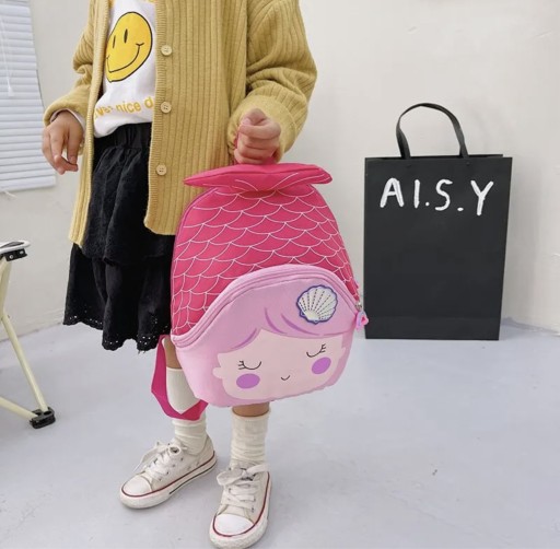 Zdjęcie oferty: Plecak dla dziewczynek do przedszkola 