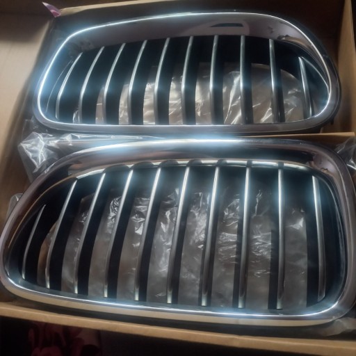 Zdjęcie oferty: Bmw f10 f11 nerki grill atrapa