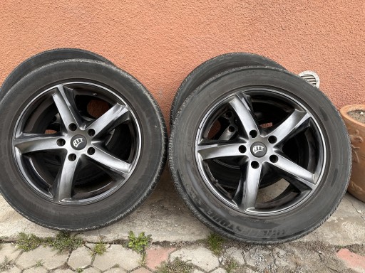 Zdjęcie oferty: Felgi aluminiowe ATT 17 z oponami Bridgestone 4szt