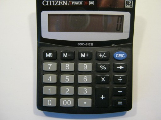 Zdjęcie oferty: Kalkulator biurowy Citizen SDC-812II