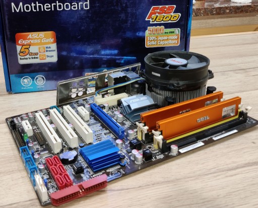 Zdjęcie oferty: Intel Core 2 DUO + Asus P5Q SE - P45 + 4GB DDR 2 (
