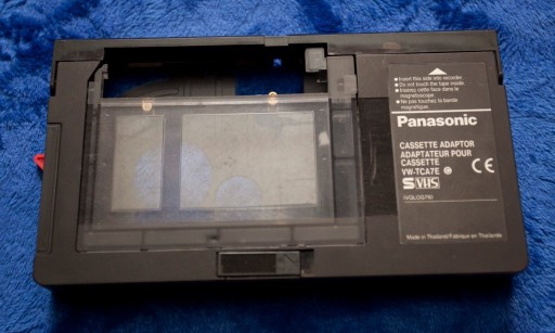 Zdjęcie oferty: KASETA MATKA adapter VHS-C/ SVHSC na VHS-PANASONIC
