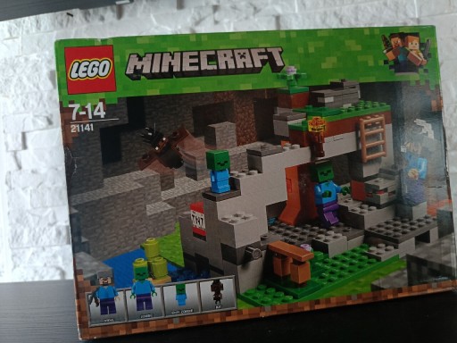 Zdjęcie oferty: LEGO 21141 Minecraft Jaskinia zombie