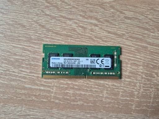 Zdjęcie oferty: Pamięć RAM Samsung 4GB SODIMM DDR4 2400 MHz