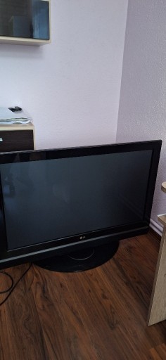 Zdjęcie oferty: Telewizor LG 42 cale