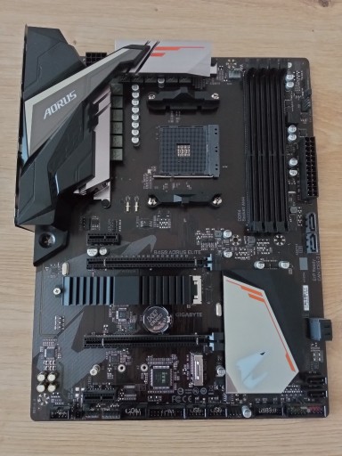 Zdjęcie oferty: Płyta główna ATX Gigabyte B450 AORUS ELITE rev 1