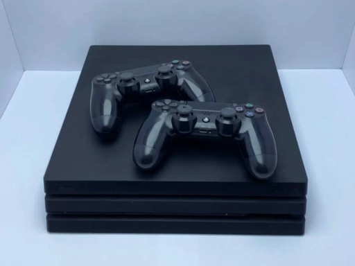 Zdjęcie oferty: PS4 Pro 1 TB z 2 padami