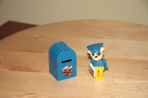 Zdjęcie oferty: Lego Fabuland 3603 Pies Boris i skrzynka pocztowa