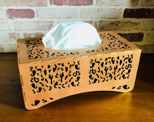 Zdjęcie oferty: Drewniany chustecznik ażurowy pudełko na chusteczk