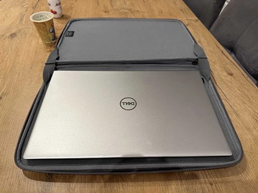 Zdjęcie oferty: Laptop Dell Inspiron 5515 Ryzen 7 5700U/16GB/512/W