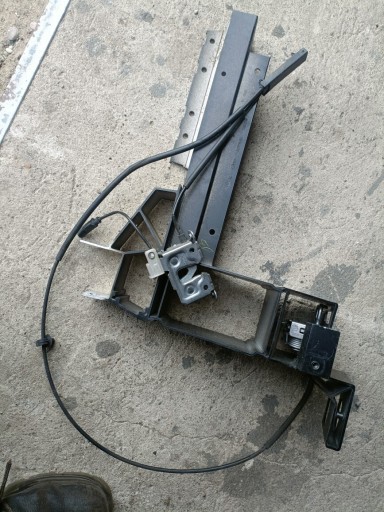 Zdjęcie oferty: Wspornik mocowanie lampy lewe BMW X3 F25 F26