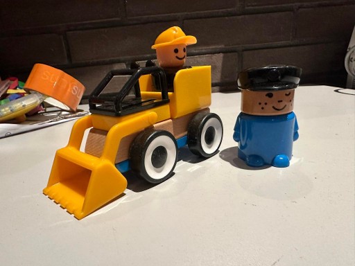Zdjęcie oferty: Koparka samochód zabawka + figurki Lillabo Ikea