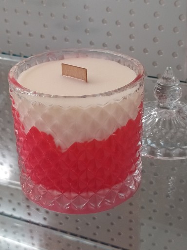 Zdjęcie oferty: Świeca sojowa w szkle z drewnianym knotem