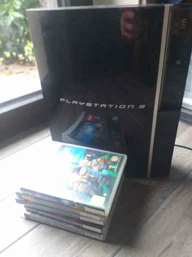 Zdjęcie oferty: Konsola Playstation 3 z kontrolerem  + 5 gier