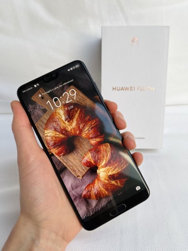 Zdjęcie oferty: Huawei P20 pro ZESTAW + 3 etui GRATIS