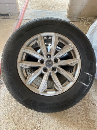 Zdjęcie oferty: Koła zimowe Audi Q5 2017r 235/65R17H