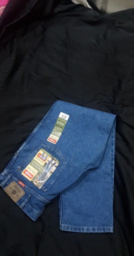 Zdjęcie oferty: Spodnie Wrangler Jeans z USA ORYGINALNE 