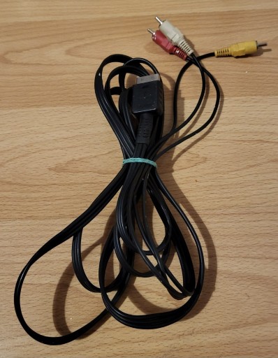 Zdjęcie oferty: Oryginalny kabel AV do Playstation 2