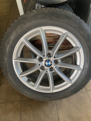 Zdjęcie oferty: Komplet opon zimowych nokian z felgami bmw