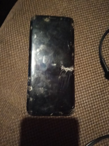 Zdjęcie oferty: Samsung S8 uszkodzony 