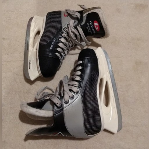 Zdjęcie oferty: Łyżwy TEMPISH Czarne R35 Hockey / Figure Skating