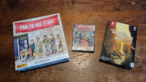 Zdjęcie oferty: ZESTAW 3 BIAŁYCH KRUKÓW: gra Dolina Kupców, Zombi!, Pan Tu Nie Stał!