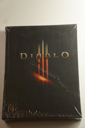 Zdjęcie oferty: Diablo III limited strategy guide + miecz