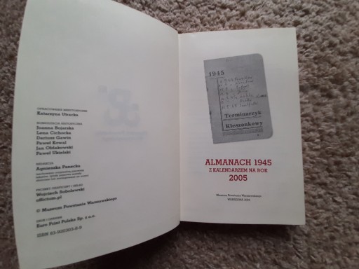 Zdjęcie oferty: Almanach 1945 z kalendarzem na rok 2005 