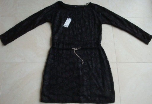 Zdjęcie oferty: S.Oliver czarna sukienka w rozmiarze 40.