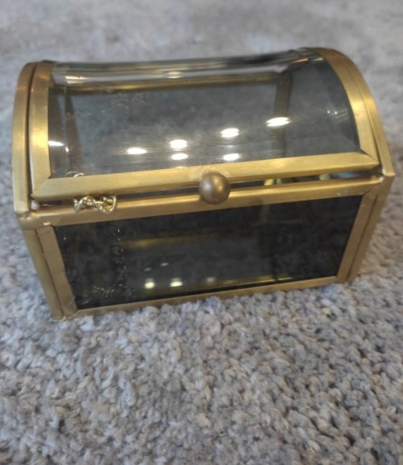 Zdjęcie oferty: Pudełko na biżuterię, w stylu retro