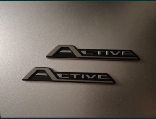 Zdjęcie oferty: 2xEmblemat logo znaczek do Ford Focus MK4 Oryginał