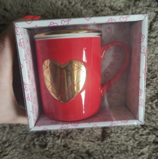 Zdjęcie oferty: Kubek z przykrywką 