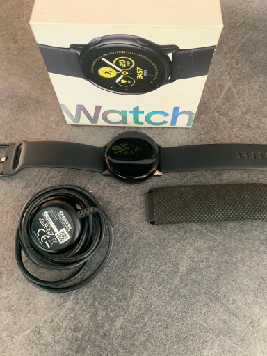 Zdjęcie oferty: Smartwatch SAMSUNG Galaxy Watch Active Czarny