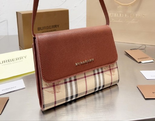 Zdjęcie oferty: Torebka*Burberry* logowana