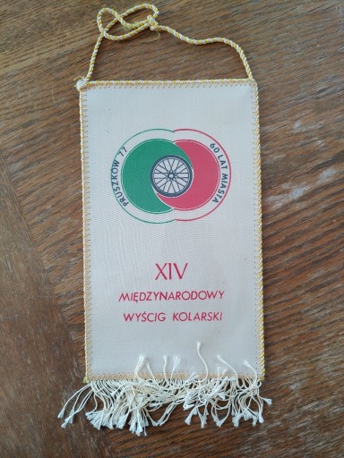 Zdjęcie oferty: Proporczyk PRL, XIV Międz. Wyścig Kolarski, 1977r