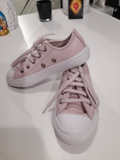 Zdjęcie oferty: CONVERSE trampki dziecięce ROZ. 27 skóra naturalna