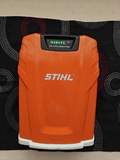 Zdjęcie oferty: Akumulator plecakowy STIHL AR 1000