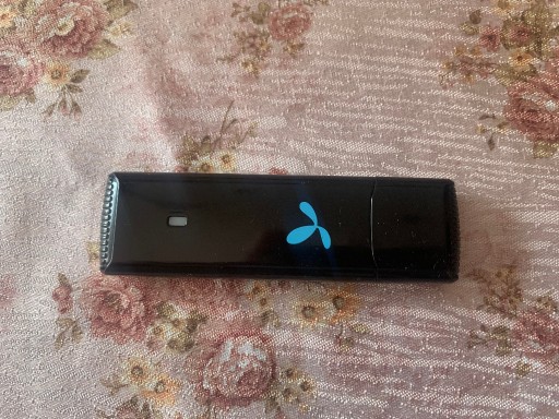 Zdjęcie oferty: Modem USB HUAWEI  model E1752  Bez Sim-Locka