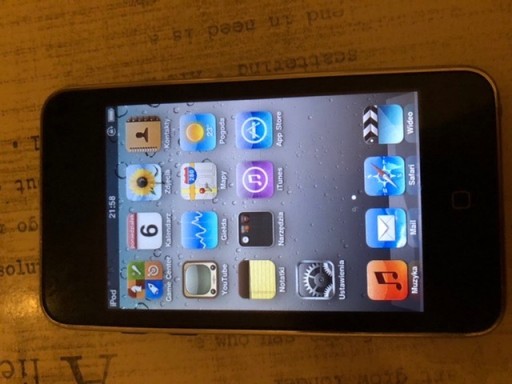 Zdjęcie oferty: iPod touch 3 generacja ios 4 rzadki OPIS