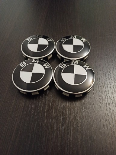 Zdjęcie oferty: Dekielek dekielki czarne emblemat felg 68 mm BMW