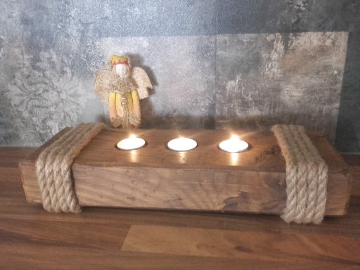 Zdjęcie oferty: Świecznik drewniany z drewna handmade prezent 