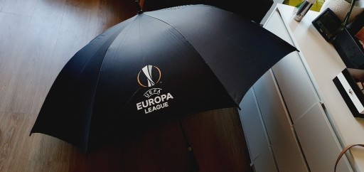 Zdjęcie oferty: Parasolka UEFA