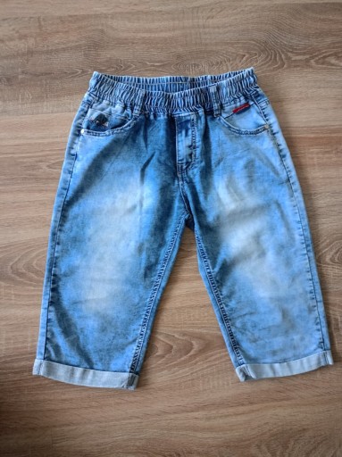 Zdjęcie oferty: Szorty jeansowe rozm 152 cm