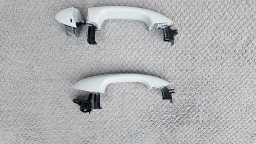 Zdjęcie oferty: KLAMKI ZEWNĘTRZNE DO MERCEDESA CLA W118 (2023 rok)