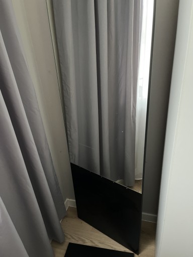 Zdjęcie oferty: Konsoleta fryzjerska Ayala Bona